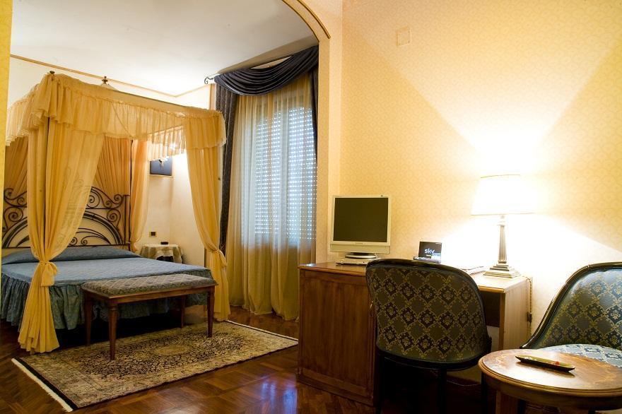 Oscar E Amorina Montegiorgio Room photo
